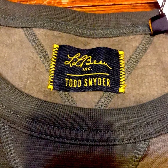 Rare! NWT L.L. Bean Todd Snyder Maine state-camouflage crew neck sweatshirt